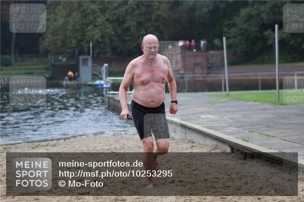 13.09.2026 - Stadtparktriathlon Mo-Foto http://msf.ph/oto/10253295 13.09.2026 09:52:34 Schwimmen 275 meine-sportfotos.de