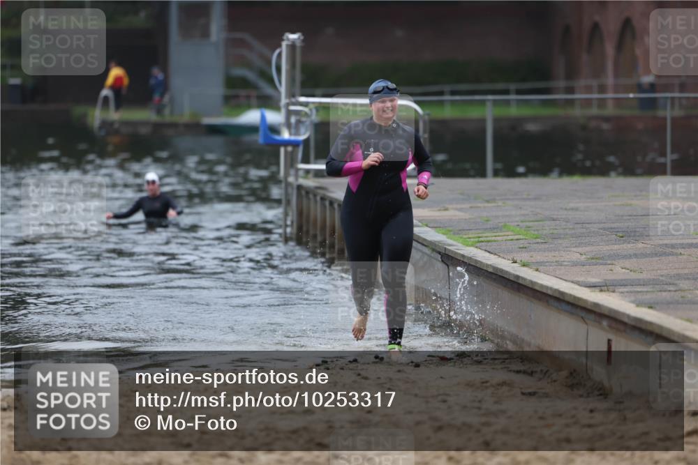 13.09.2026 - Stadtparktriathlon Mo-Foto http://msf.ph/oto/10253317 13.09.2026 09:53:41 Schwimmen 306 meine-sportfotos.de