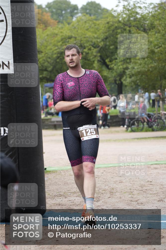 13.09.2026 - Stadtparktriathlon Patografie http://msf.ph/oto/10253337 13.09.2026 10:06:56 Ziel 125 meine-sportfotos.de
