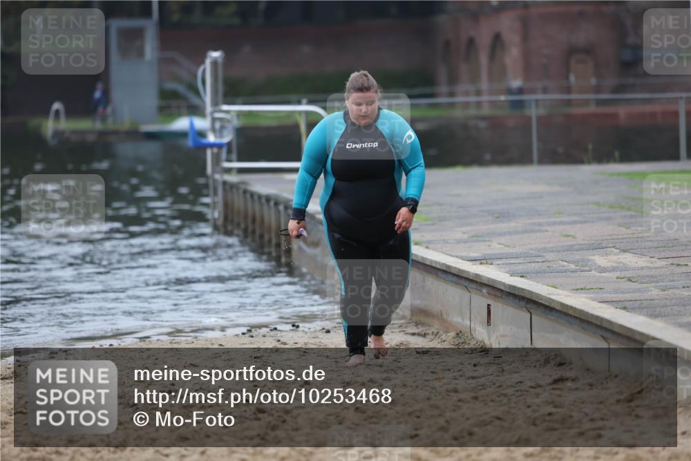 13.09.2026 - Stadtparktriathlon Mo-Foto http://msf.ph/oto/10253468 13.09.2026 09:54:40 Schwimmen 224 meine-sportfotos.de