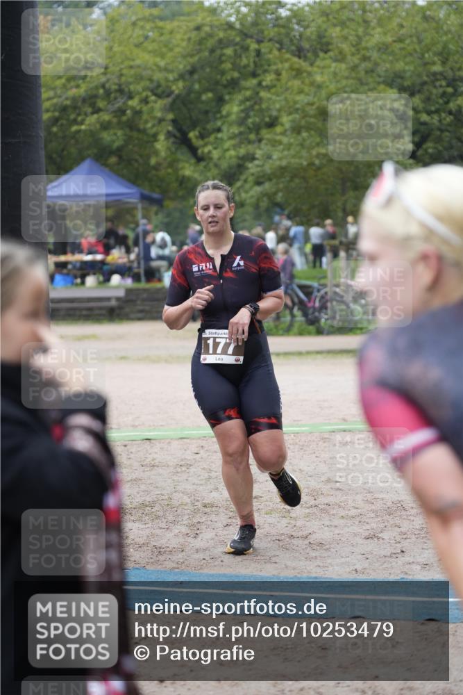 13.09.2026 - Stadtparktriathlon Patografie http://msf.ph/oto/10253479 13.09.2026 10:10:37 Ziel 177 meine-sportfotos.de