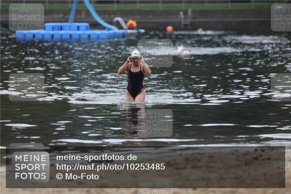 13.09.2026 - Stadtparktriathlon Mo-Foto http://msf.ph/oto/10253485 13.09.2026 10:09:28 Schwimmen 351 meine-sportfotos.de
