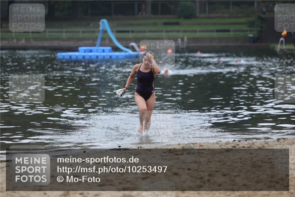 13.09.2026 - Stadtparktriathlon Mo-Foto http://msf.ph/oto/10253497 13.09.2026 10:09:34 Schwimmen 351 meine-sportfotos.de