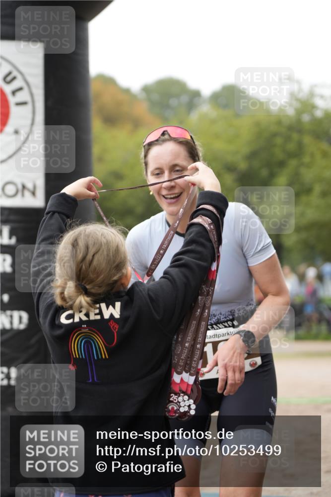 13.09.2026 - Stadtparktriathlon Patografie http://msf.ph/oto/10253499 13.09.2026 10:11:04 Ziel 190 meine-sportfotos.de