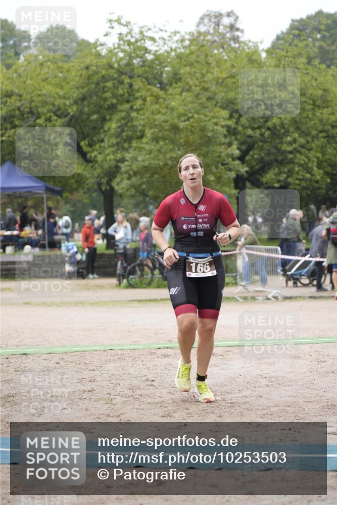 13.09.2026 - Stadtparktriathlon Patografie http://msf.ph/oto/10253503 13.09.2026 10:11:21 Ziel 166 meine-sportfotos.de