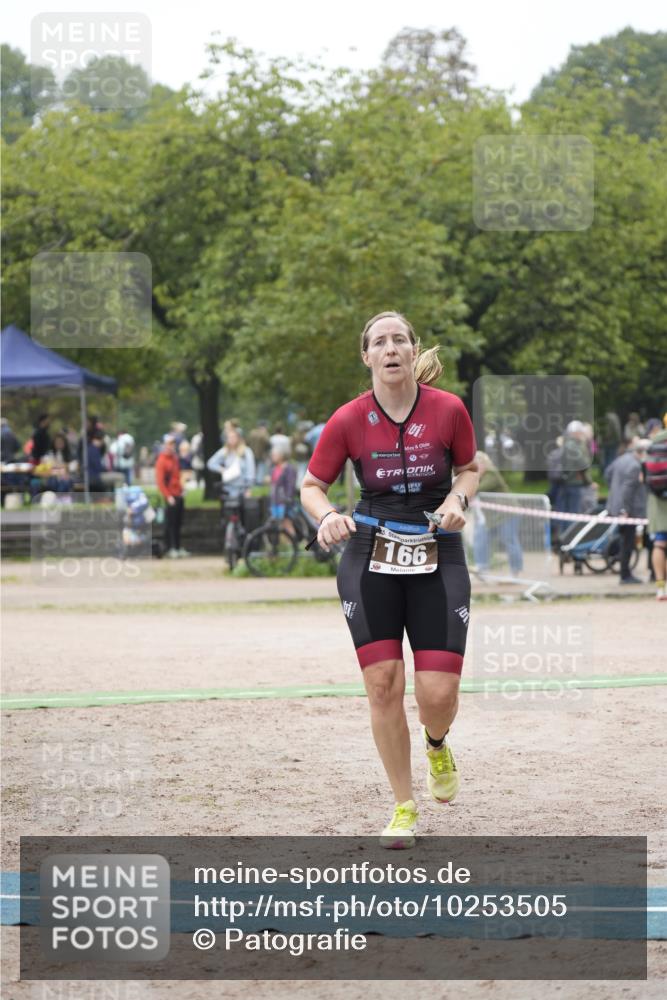 13.09.2026 - Stadtparktriathlon Patografie http://msf.ph/oto/10253505 13.09.2026 10:11:21 Ziel 166 meine-sportfotos.de