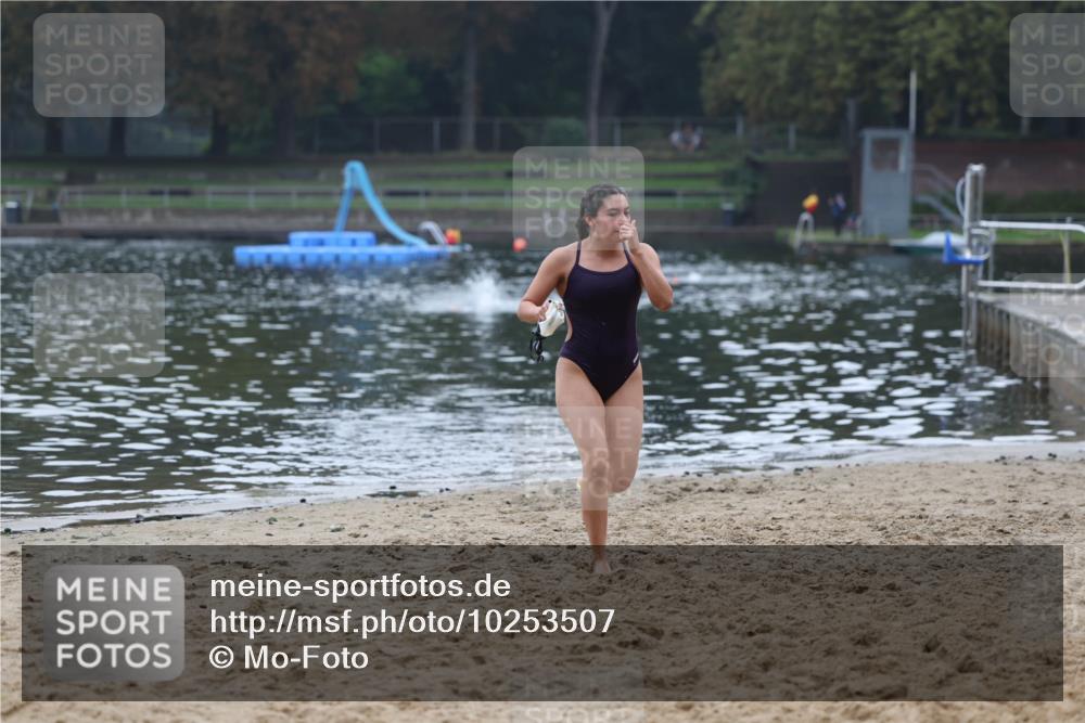 13.09.2026 - Stadtparktriathlon Mo-Foto http://msf.ph/oto/10253507 13.09.2026 10:09:38 Schwimmen 351 meine-sportfotos.de