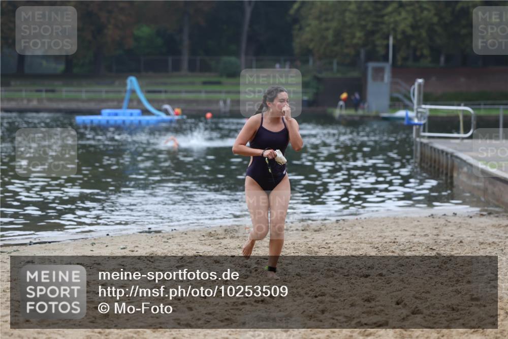 13.09.2026 - Stadtparktriathlon Mo-Foto http://msf.ph/oto/10253509 13.09.2026 10:09:39 Schwimmen 351 meine-sportfotos.de