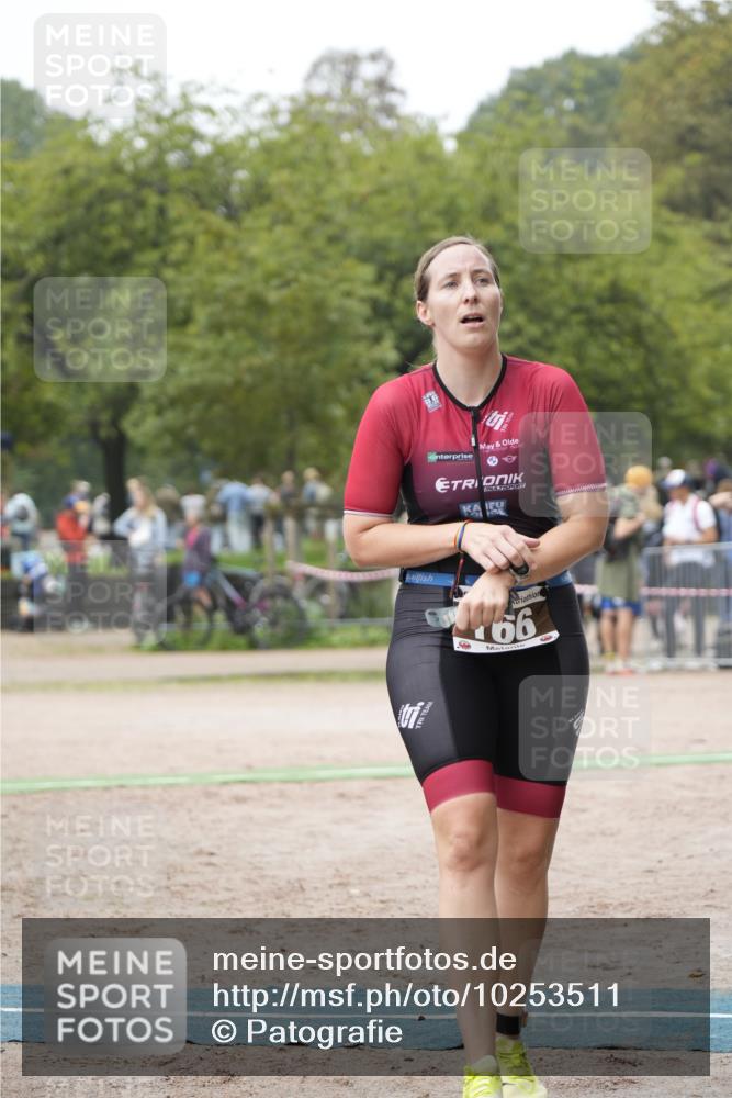 13.09.2026 - Stadtparktriathlon Patografie http://msf.ph/oto/10253511 13.09.2026 10:11:23 Ziel 166 meine-sportfotos.de