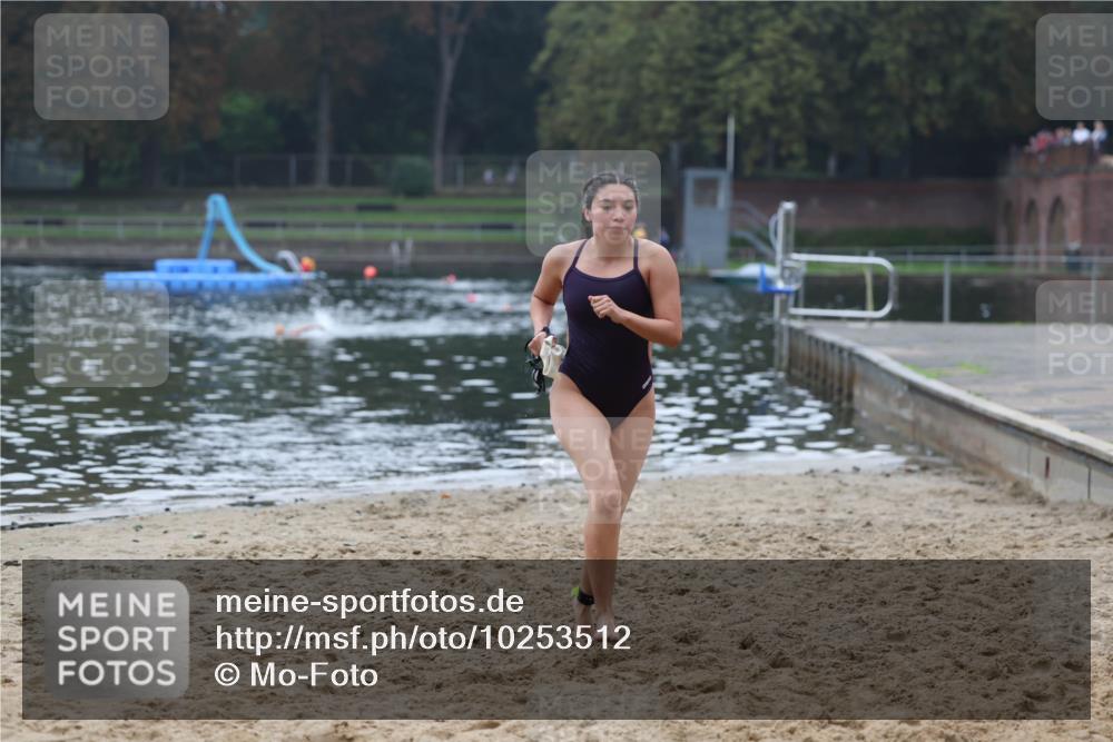 13.09.2026 - Stadtparktriathlon Mo-Foto http://msf.ph/oto/10253512 13.09.2026 10:09:40 Schwimmen 351 meine-sportfotos.de