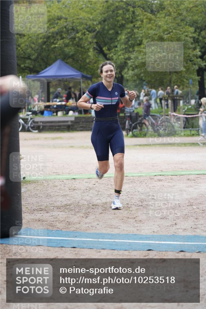 13.09.2026 - Stadtparktriathlon Patografie http://msf.ph/oto/10253518 13.09.2026 10:11:49 Ziel 203 meine-sportfotos.de