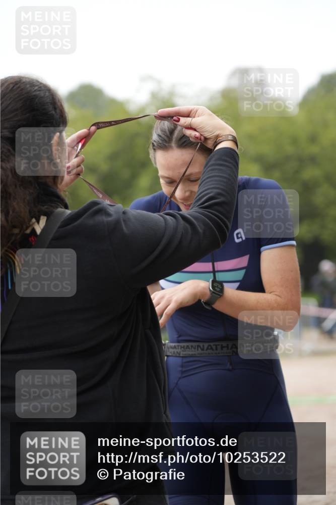 13.09.2026 - Stadtparktriathlon Patografie http://msf.ph/oto/10253522 13.09.2026 10:11:52 Ziel 203 meine-sportfotos.de