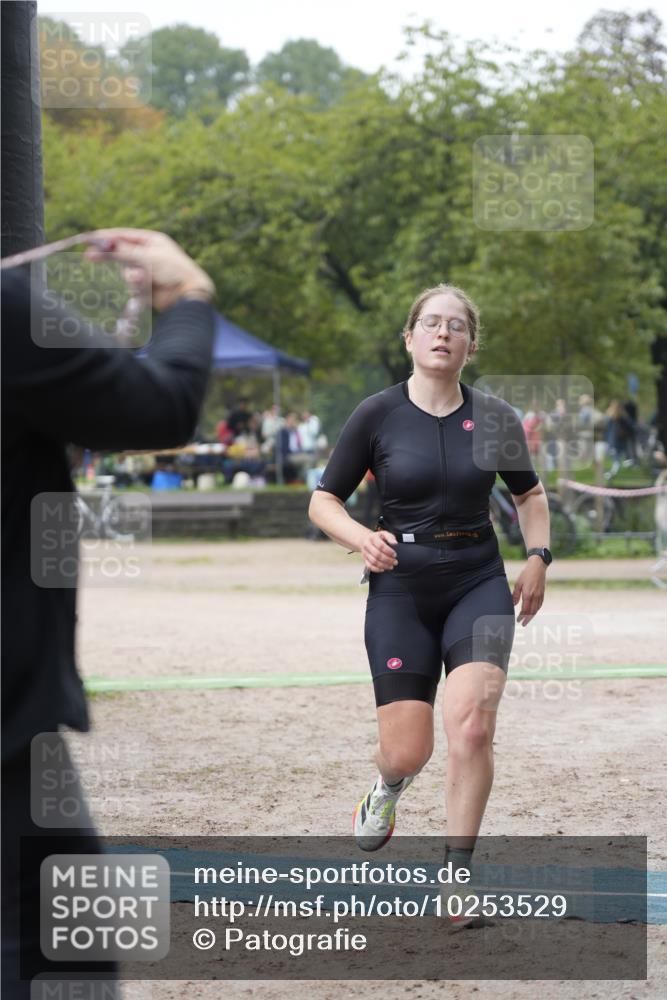 13.09.2026 - Stadtparktriathlon Patografie http://msf.ph/oto/10253529 13.09.2026 10:12:09 Ziel 159 meine-sportfotos.de