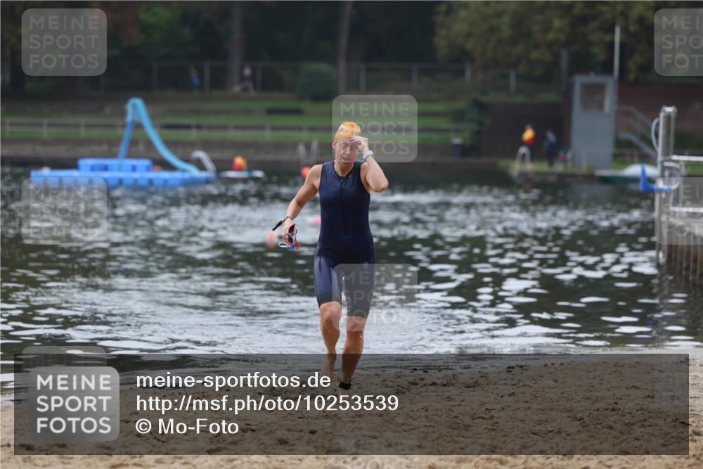 13.09.2026 - Stadtparktriathlon Mo-Foto http://msf.ph/oto/10253539 13.09.2026 10:10:03 Schwimmen 409 meine-sportfotos.de