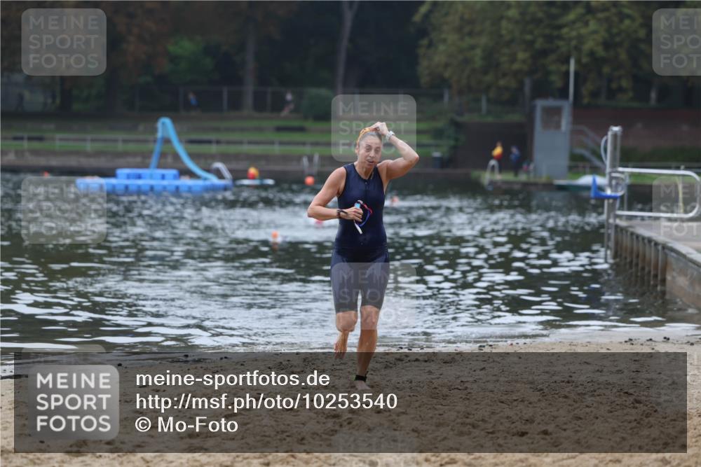 13.09.2026 - Stadtparktriathlon Mo-Foto http://msf.ph/oto/10253540 13.09.2026 10:10:04 Schwimmen 409 meine-sportfotos.de