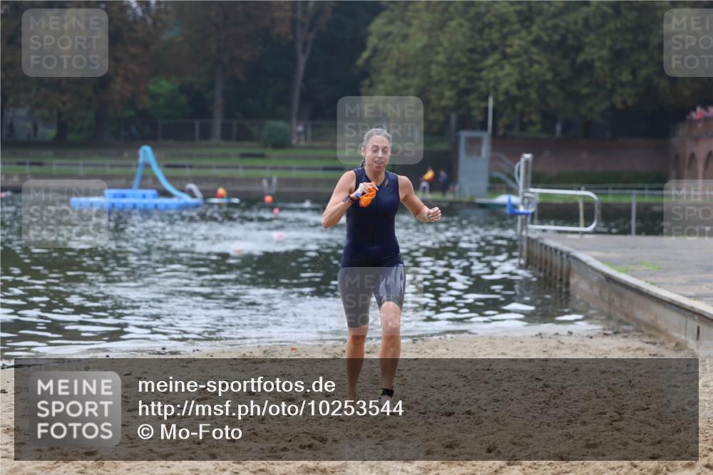 13.09.2026 - Stadtparktriathlon Mo-Foto http://msf.ph/oto/10253544 13.09.2026 10:10:05 Schwimmen 409 meine-sportfotos.de