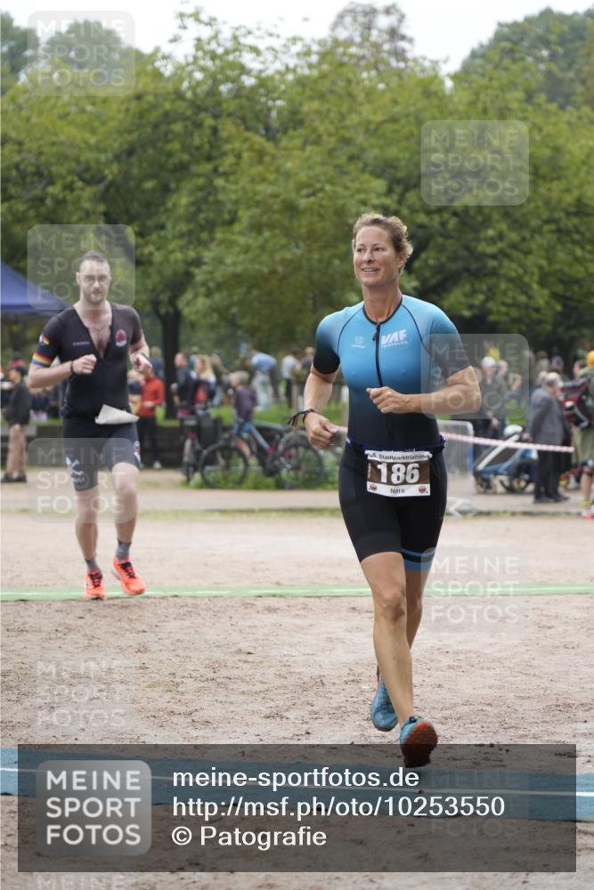 13.09.2026 - Stadtparktriathlon Patografie http://msf.ph/oto/10253550 13.09.2026 10:13:28 Ziel 119, 186 meine-sportfotos.de