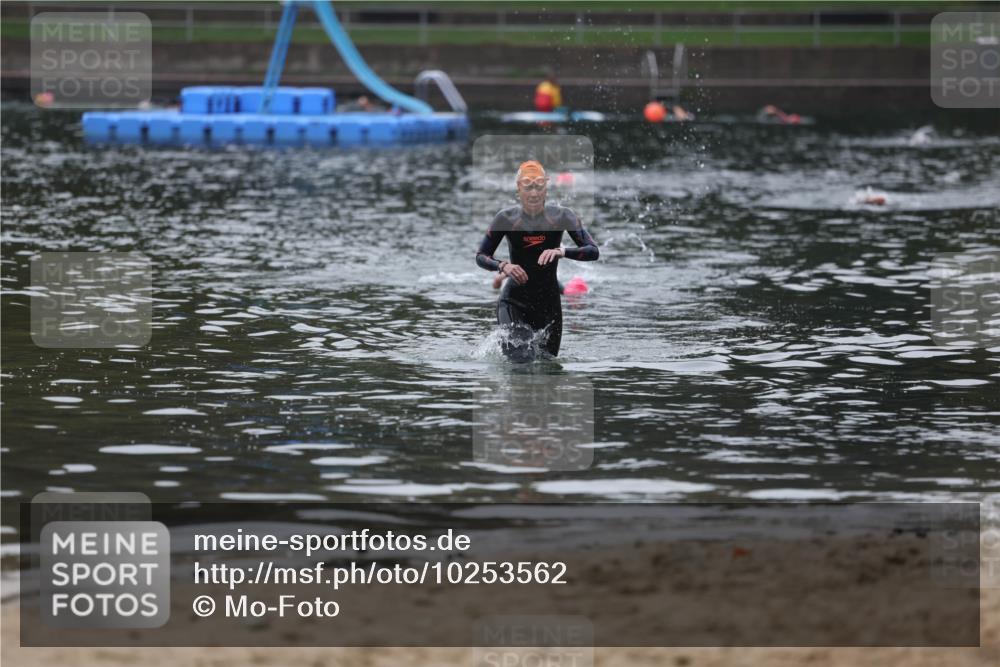 13.09.2026 - Stadtparktriathlon Mo-Foto http://msf.ph/oto/10253562 13.09.2026 10:10:19 Schwimmen 389 meine-sportfotos.de