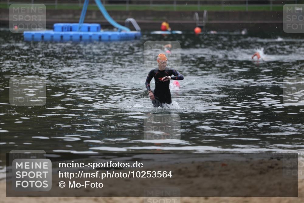 13.09.2026 - Stadtparktriathlon Mo-Foto http://msf.ph/oto/10253564 13.09.2026 10:10:20 Schwimmen 389 meine-sportfotos.de