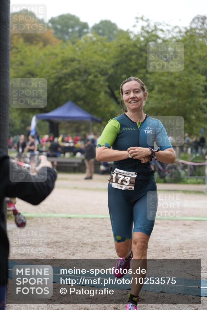 13.09.2026 - Stadtparktriathlon Patografie http://msf.ph/oto/10253575 13.09.2026 10:13:58 Ziel 167, 173 meine-sportfotos.de