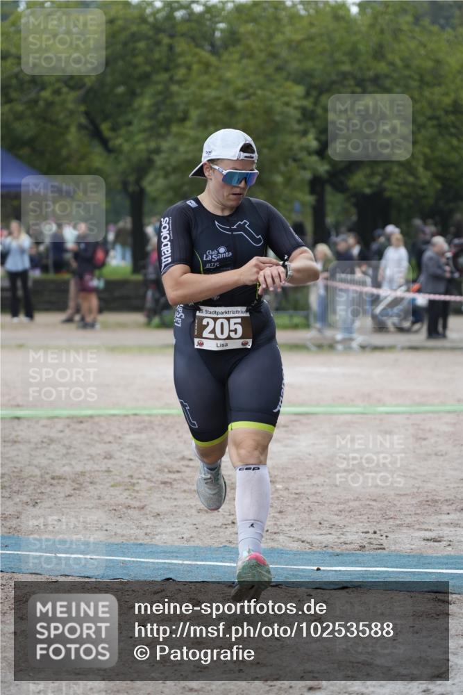 13.09.2026 - Stadtparktriathlon Patografie http://msf.ph/oto/10253588 13.09.2026 10:15:07 Ziel 146, 205 meine-sportfotos.de