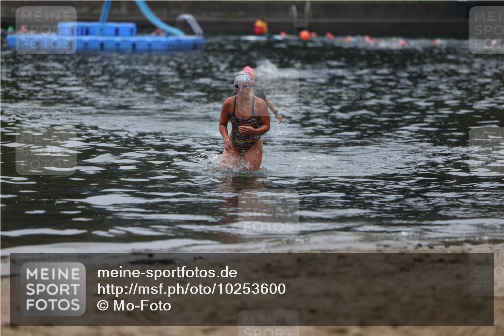 13.09.2026 - Stadtparktriathlon Mo-Foto http://msf.ph/oto/10253600 13.09.2026 10:10:53 Schwimmen 348, 380 meine-sportfotos.de