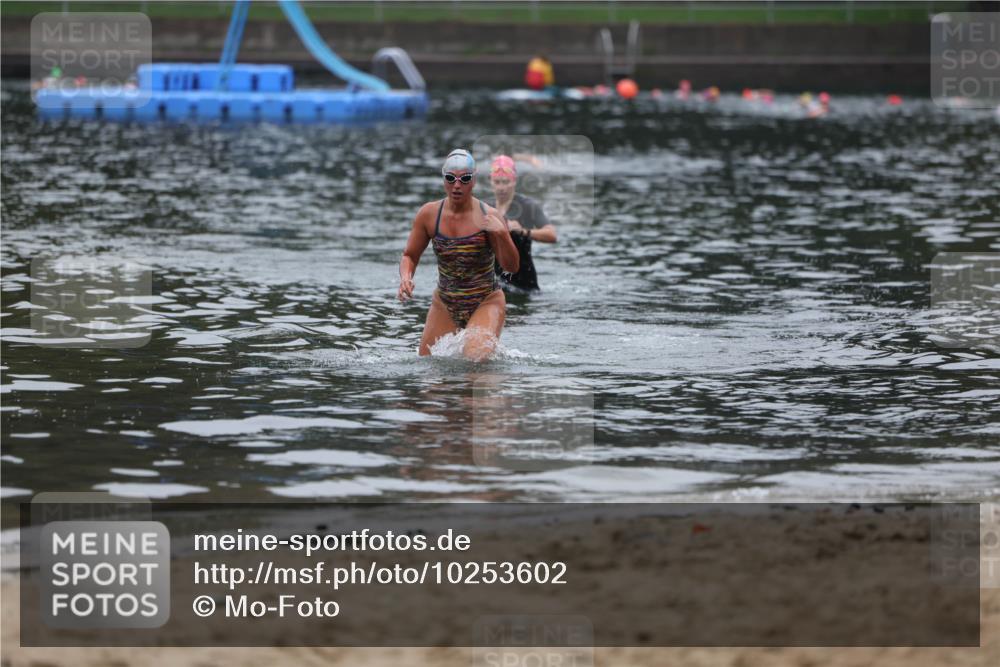 13.09.2026 - Stadtparktriathlon Mo-Foto http://msf.ph/oto/10253602 13.09.2026 10:10:53 Schwimmen 348, 380 meine-sportfotos.de