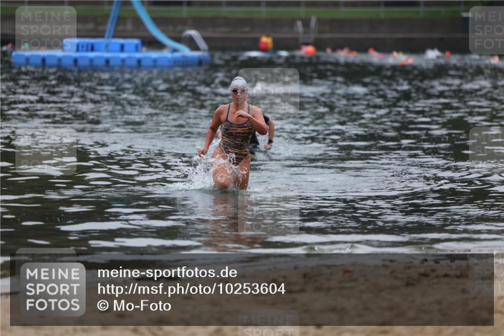 13.09.2026 - Stadtparktriathlon Mo-Foto http://msf.ph/oto/10253604 13.09.2026 10:10:54 Schwimmen 348, 380 meine-sportfotos.de