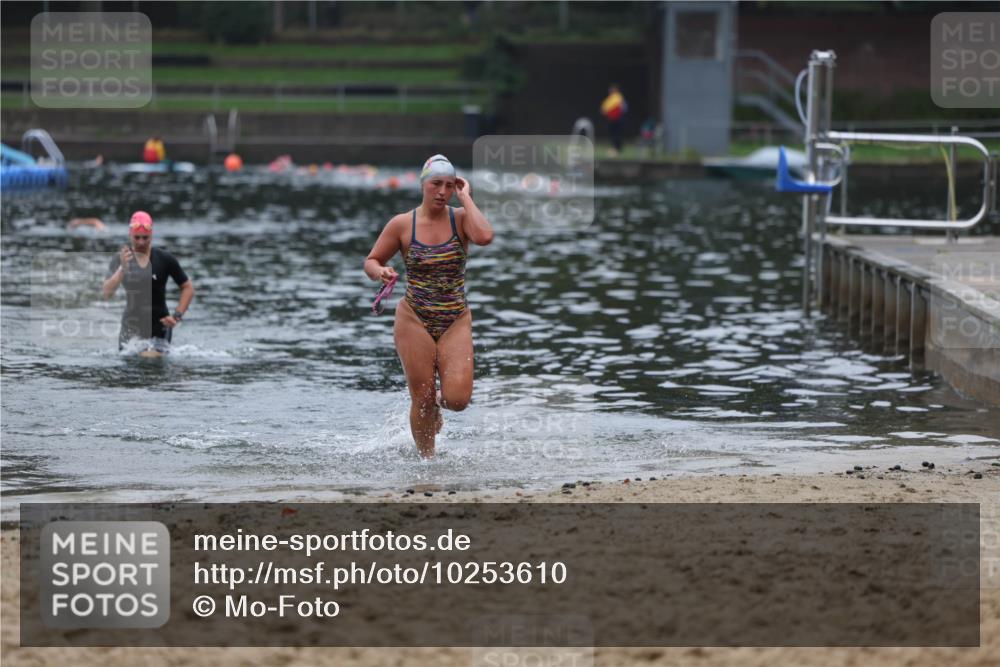 13.09.2026 - Stadtparktriathlon Mo-Foto http://msf.ph/oto/10253610 13.09.2026 10:10:57 Schwimmen 348, 380 meine-sportfotos.de