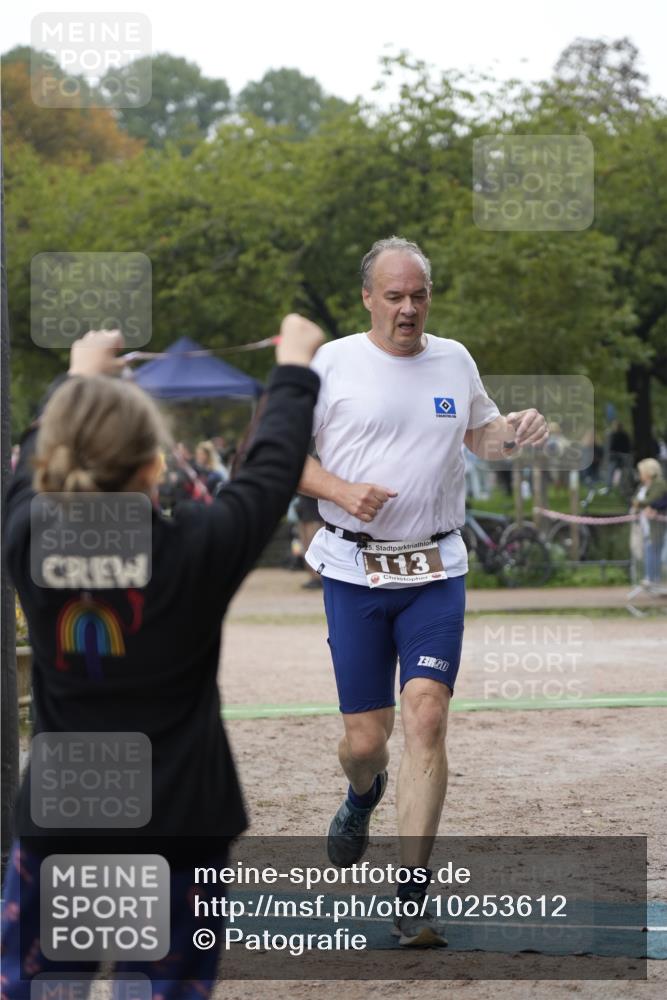 13.09.2026 - Stadtparktriathlon Patografie http://msf.ph/oto/10253612 13.09.2026 10:15:38 Ziel 113 meine-sportfotos.de