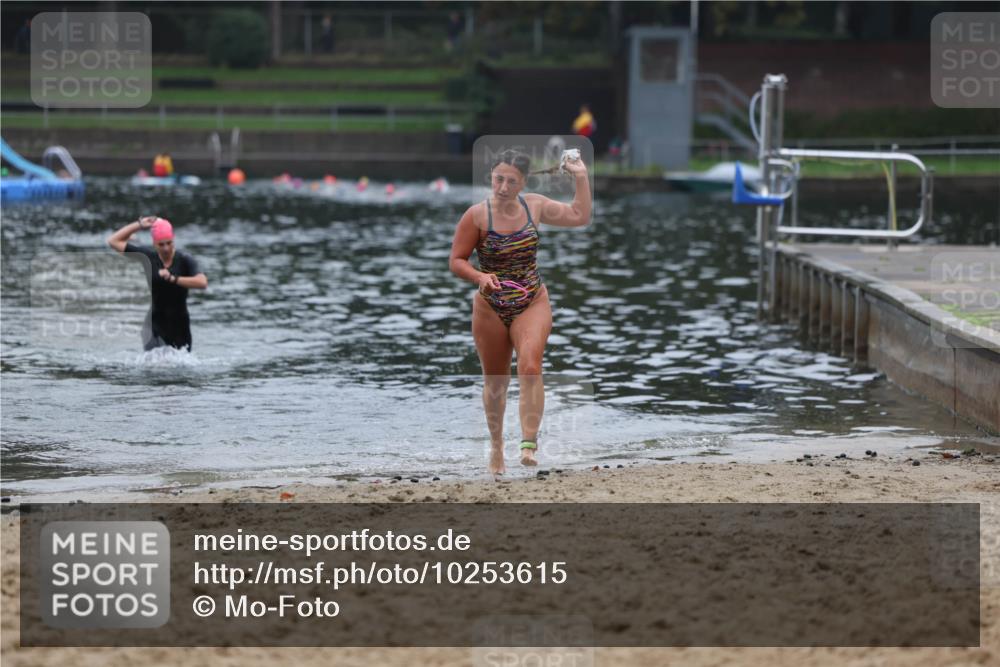 13.09.2026 - Stadtparktriathlon Mo-Foto http://msf.ph/oto/10253615 13.09.2026 10:10:58 Schwimmen 348, 380 meine-sportfotos.de