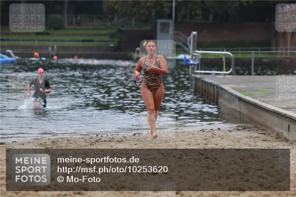 13.09.2026 - Stadtparktriathlon Mo-Foto http://msf.ph/oto/10253620 13.09.2026 10:10:59 Schwimmen 348, 380 meine-sportfotos.de