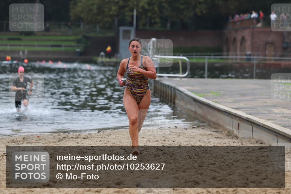 13.09.2026 - Stadtparktriathlon Mo-Foto http://msf.ph/oto/10253627 13.09.2026 10:11:00 Schwimmen 348, 380 meine-sportfotos.de