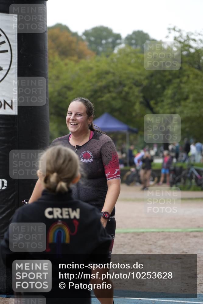 13.09.2026 - Stadtparktriathlon Patografie http://msf.ph/oto/10253628 13.09.2026 10:15:55 Ziel 207 meine-sportfotos.de