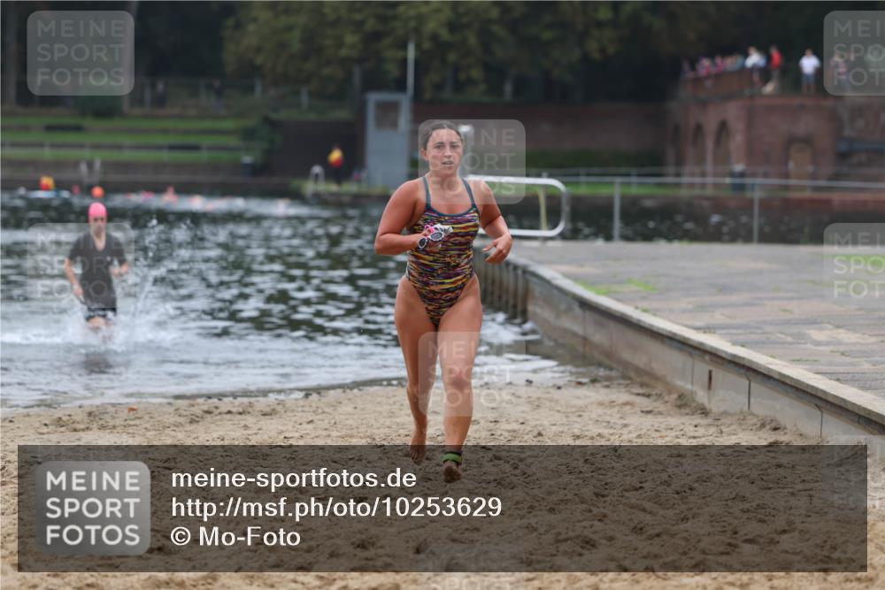 13.09.2026 - Stadtparktriathlon Mo-Foto http://msf.ph/oto/10253629 13.09.2026 10:11:00 Schwimmen 348, 380 meine-sportfotos.de