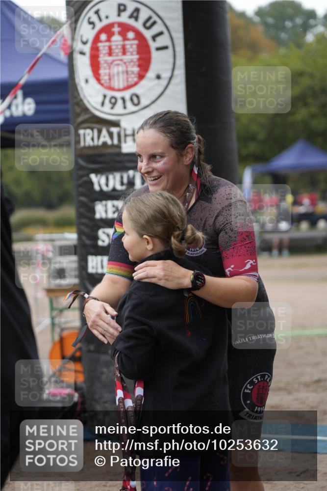 13.09.2026 - Stadtparktriathlon Patografie http://msf.ph/oto/10253632 13.09.2026 10:16:00 Ziel 207 meine-sportfotos.de