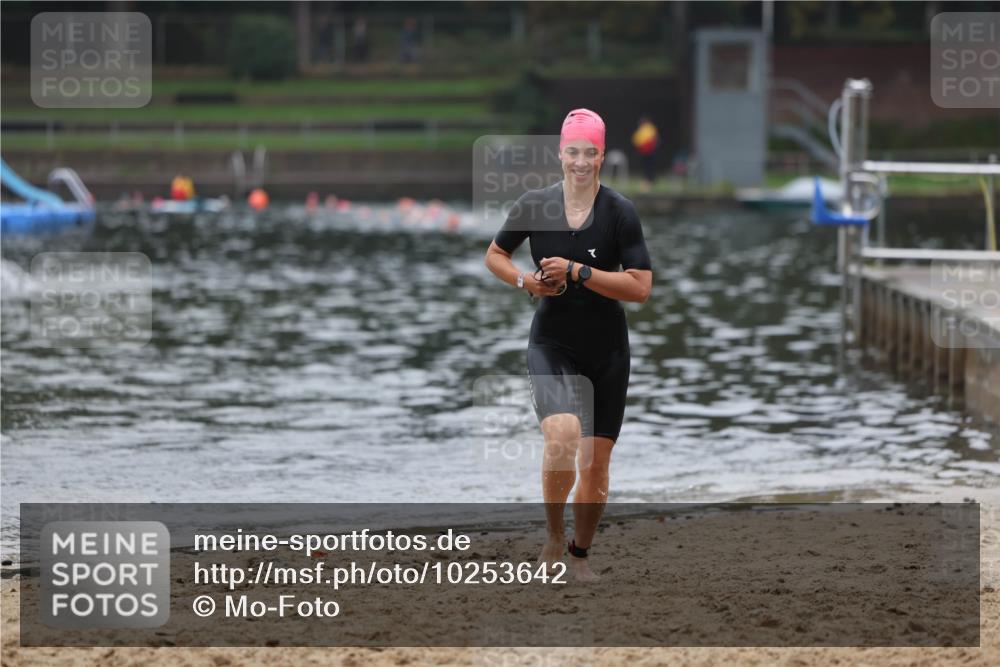 13.09.2026 - Stadtparktriathlon Mo-Foto http://msf.ph/oto/10253642 13.09.2026 10:11:04 Schwimmen 348, 380 meine-sportfotos.de