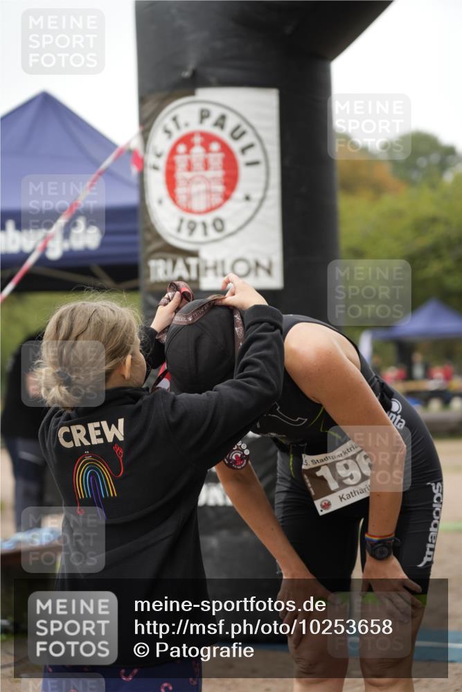 13.09.2026 - Stadtparktriathlon Patografie http://msf.ph/oto/10253658 13.09.2026 10:17:02 Ziel 196 meine-sportfotos.de