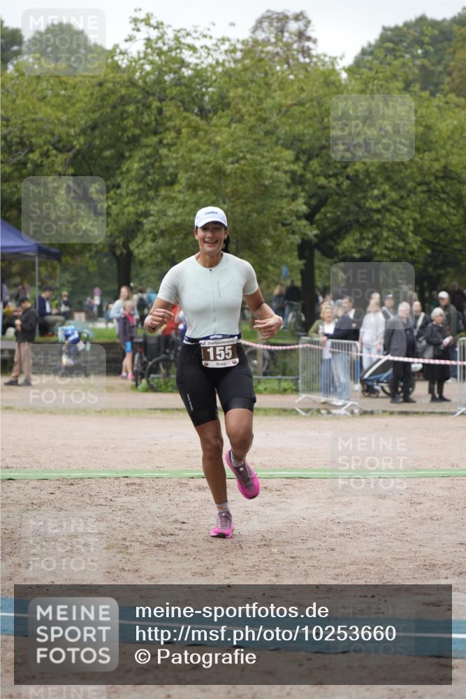 13.09.2026 - Stadtparktriathlon Patografie http://msf.ph/oto/10253660 13.09.2026 10:18:16 Ziel 155 meine-sportfotos.de