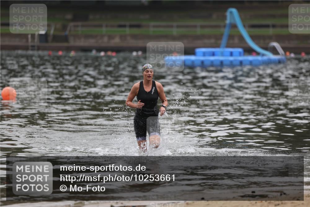 13.09.2026 - Stadtparktriathlon Mo-Foto http://msf.ph/oto/10253661 13.09.2026 10:11:34 Schwimmen 463 meine-sportfotos.de