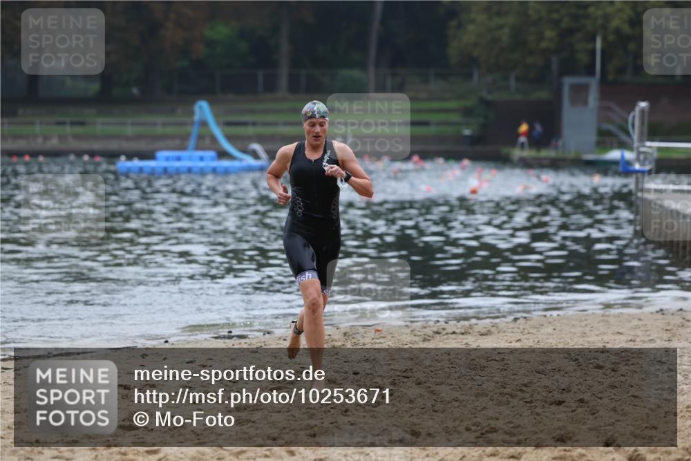13.09.2026 - Stadtparktriathlon Mo-Foto http://msf.ph/oto/10253671 13.09.2026 10:11:38 Schwimmen 463 meine-sportfotos.de