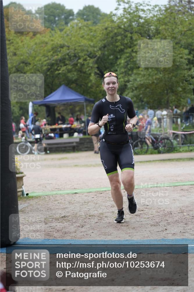 13.09.2026 - Stadtparktriathlon Patografie http://msf.ph/oto/10253674 13.09.2026 10:19:07 Ziel 199 meine-sportfotos.de