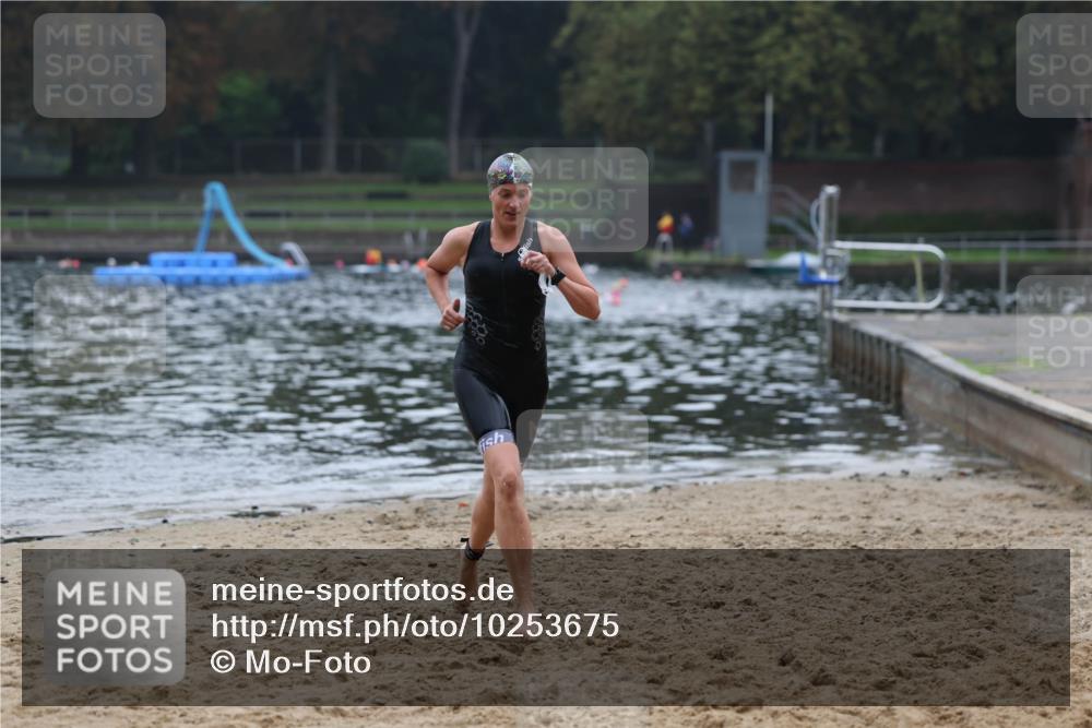 13.09.2026 - Stadtparktriathlon Mo-Foto http://msf.ph/oto/10253675 13.09.2026 10:11:39 Schwimmen 463 meine-sportfotos.de