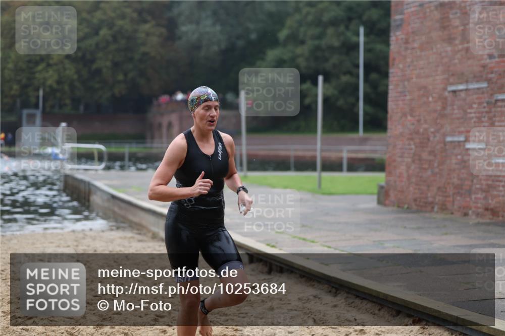 13.09.2026 - Stadtparktriathlon Mo-Foto http://msf.ph/oto/10253684 13.09.2026 10:11:40 Schwimmen 463 meine-sportfotos.de
