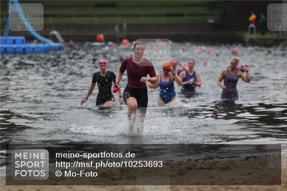 13.09.2026 - Stadtparktriathlon Mo-Foto http://msf.ph/oto/10253693 13.09.2026 10:12:09 Schwimmen 364, 368, 378, 412, 421 meine-sportfotos.de