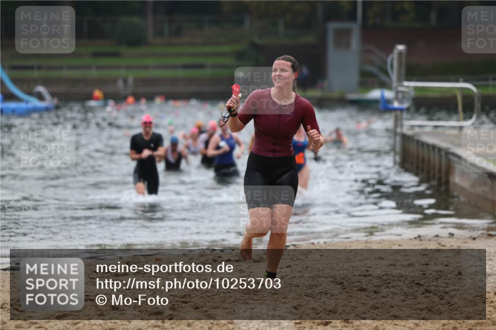13.09.2026 - Stadtparktriathlon Mo-Foto http://msf.ph/oto/10253703 13.09.2026 10:12:13 Schwimmen 364, 368, 378, 395, 412, 421 meine-sportfotos.de