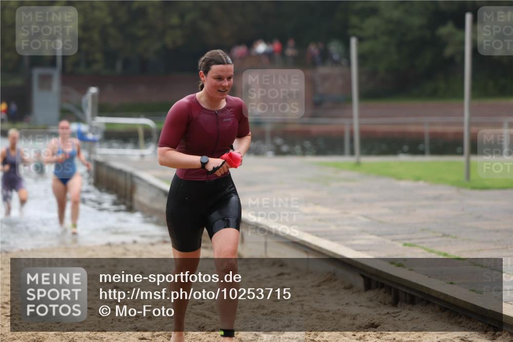 13.09.2026 - Stadtparktriathlon Mo-Foto http://msf.ph/oto/10253715 13.09.2026 10:12:15 Schwimmen 364, 368, 378, 395, 412, 421, 465 meine-sportfotos.de