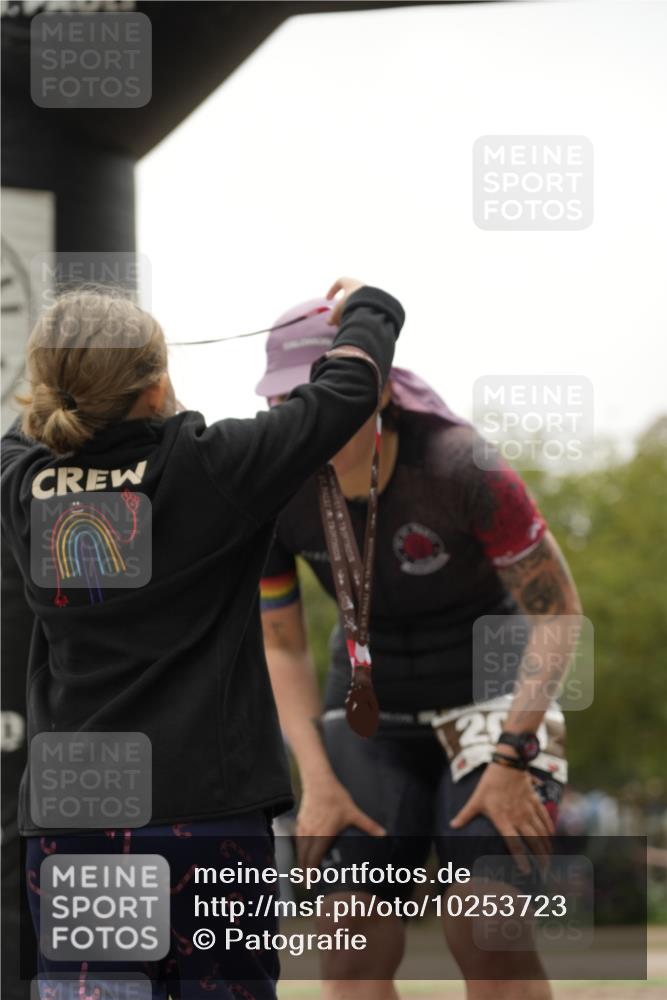 13.09.2026 - Stadtparktriathlon Patografie http://msf.ph/oto/10253723 13.09.2026 10:22:52 Ziel 209 meine-sportfotos.de