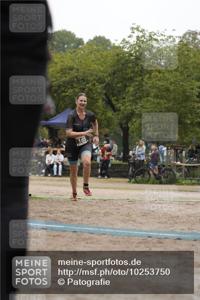 13.09.2026 - Stadtparktriathlon Patografie http://msf.ph/oto/10253750 13.09.2026 10:24:50 Ziel 185 meine-sportfotos.de