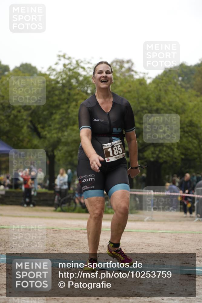 13.09.2026 - Stadtparktriathlon Patografie http://msf.ph/oto/10253759 13.09.2026 10:24:53 Ziel 185 meine-sportfotos.de